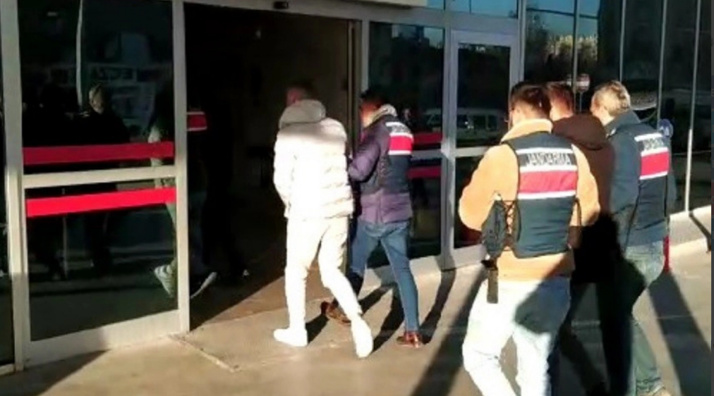 Eskişehir’de 250 Bin TL Değerinde Sondaj Makinesi Parçası Çalan Hırsızlar Yakalandı