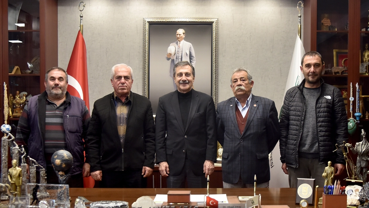Tepebaşı Belediye Başkanı Ataç, Eskişehir Taksicileri ve Dernek Başkanını Ağırladı