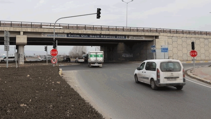 Eskişehir’de Organize Sanayi Bölgesi’nde trafik sinyalizasyon sistemi aktif hale Gelecek