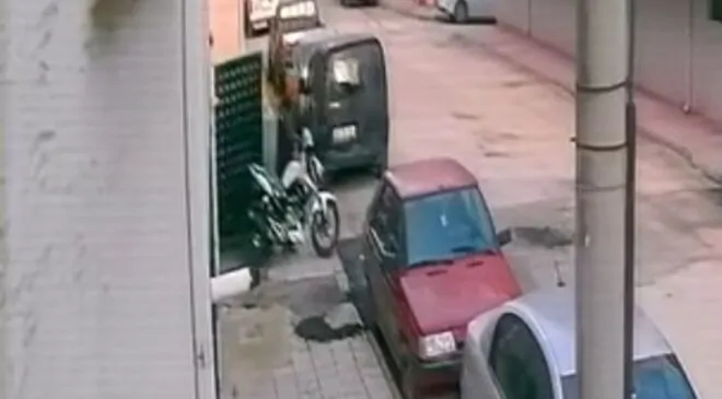 Eskişehir’de Motosiklet Hırsızlığı Kamerada