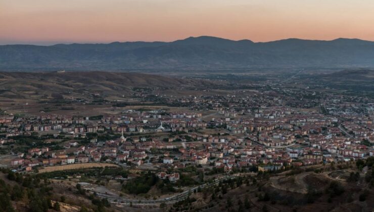 Elazığ’ın Kaç İlçesi Var ?