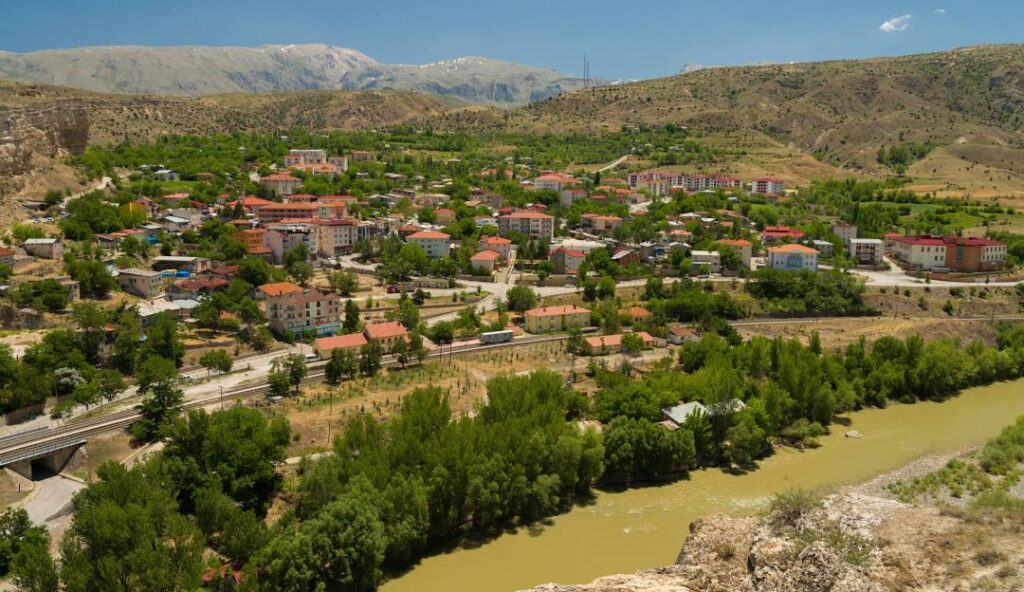 Erzincan'ın Kaç İlçesi Var ?