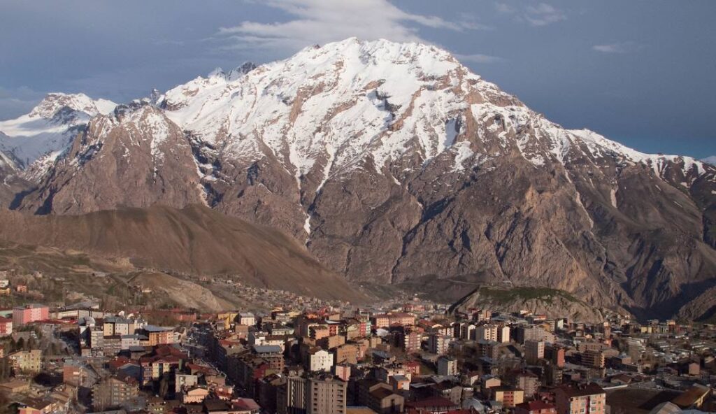 Hakkari'nin Kaç İlçesi Var ?